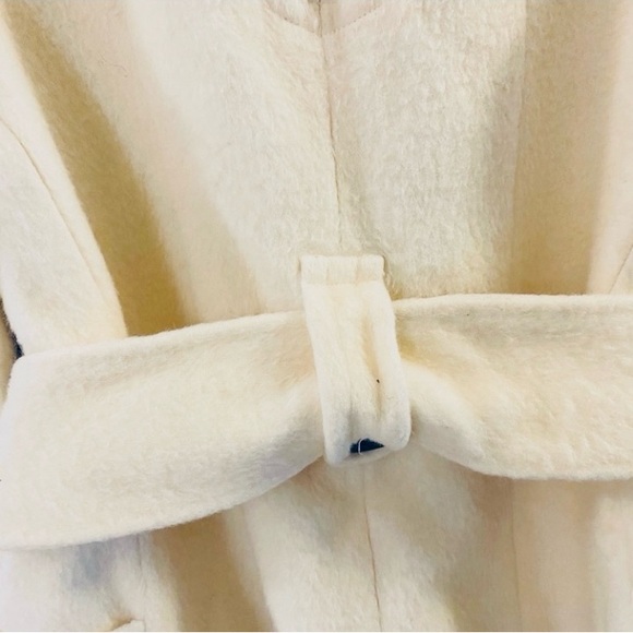 Women’s Wool Ivory Coat - Picture 10 of 13